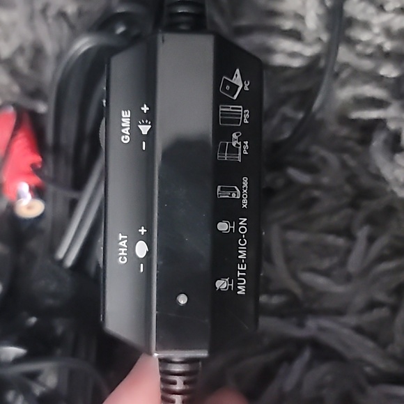 🎮NIB Wired Gaming Headset🎮 - Picture 7 of 7